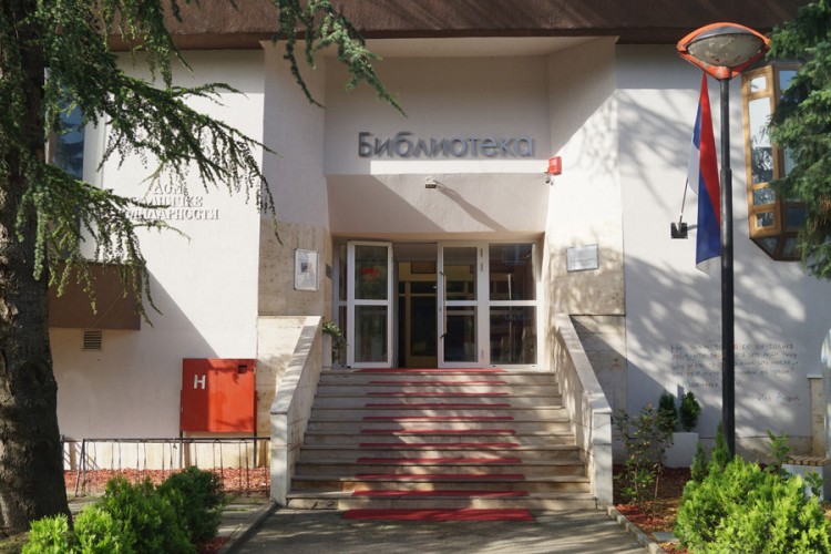 Lift ruši barijere do Narodne univerzitetske biblioteke RS