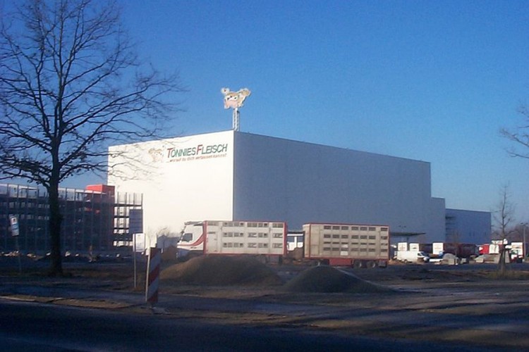 Mediji: "Kralj kobasica" prodaje mesnu industriju