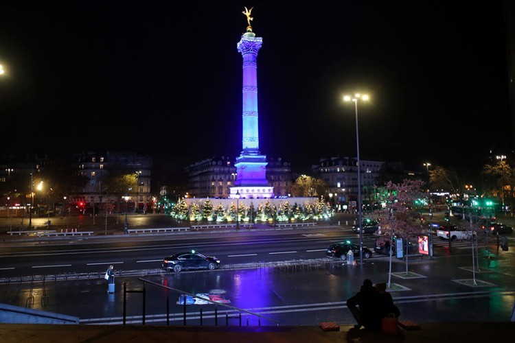 Broj zaraženih u Francuskoj raste "vrtoglavom brzinom"