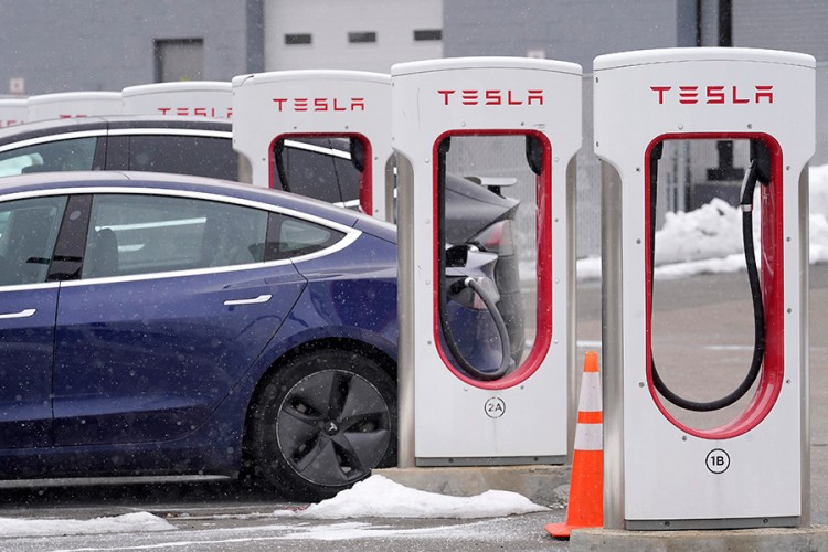 Teslini automobili mogu da se kupe bitkoinima