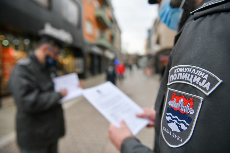 Pojačan rad Komunalne policije u Banjaluci: Dnevno oko 400 kontrola