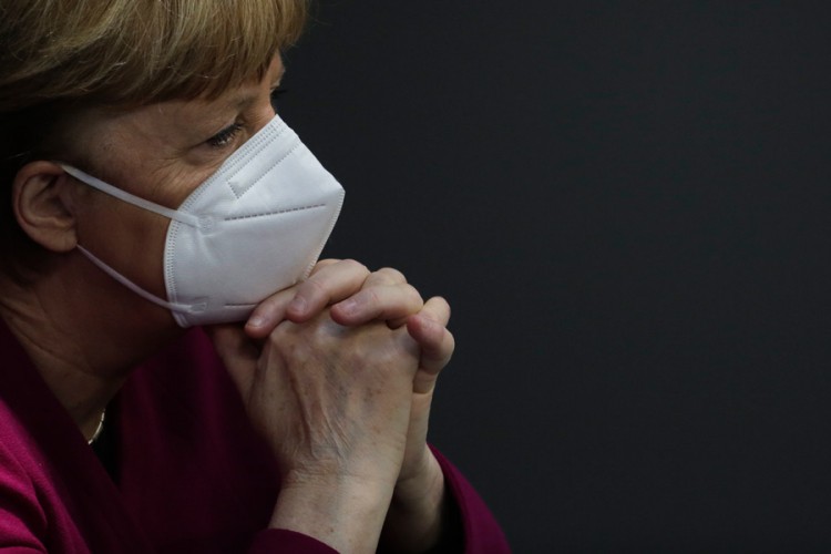 Angela Merkel ponovo upozorila