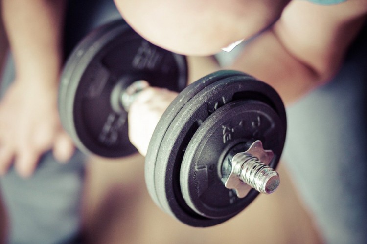 Najjača Ruskinja na svijetu ima veći biceps od svog dečka