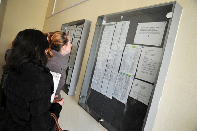 U februaru više od 400.000 nezaposlenih u BiH
