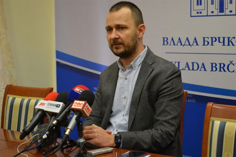 Šadić: Distrikt suviše mali za direktnu nabavku vakcina
