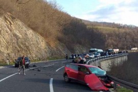 Sudar tri auta kod Konjica