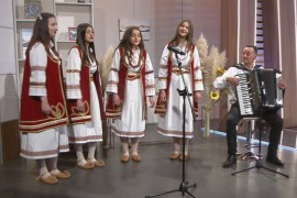 Etno ansambl Uspomene iz Dravara snima srpsko-rusku pjesmu