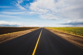 Betonski putevi protiv asfaltnih: Koji su bolji i bezbjedniji?