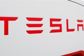 "Tesla" isporučio 184.800 vozila u prvom kvartalu
