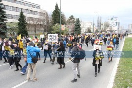 Građani Sarajeva traže smjenu Vlade FBiH, Savjeta ministara i nabavku ...