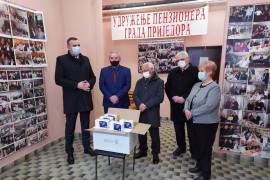 Gradonačelnik Prijedora poklonio 10.000 zaštitnih maski