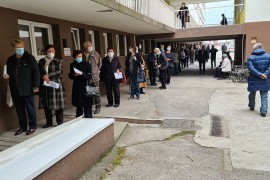 Dobojlije pohrlile na vakcinaciju AstraZenecom