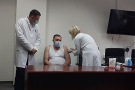 Dodik primio vakcinu protiv virusa korona