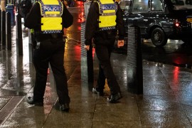 Policajci pravili selfije pored tijela ubijenih sestara