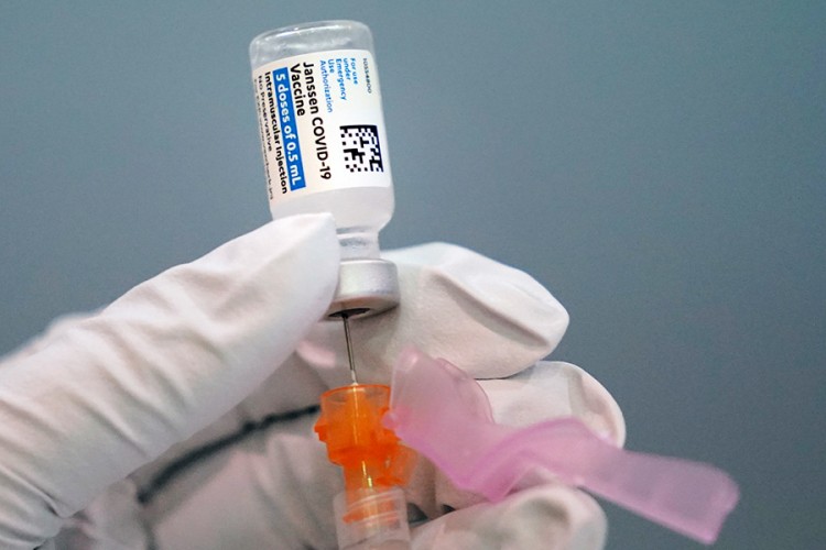 Johnson&Johnson ispituju svoju vakcinu na tinejdžerima
