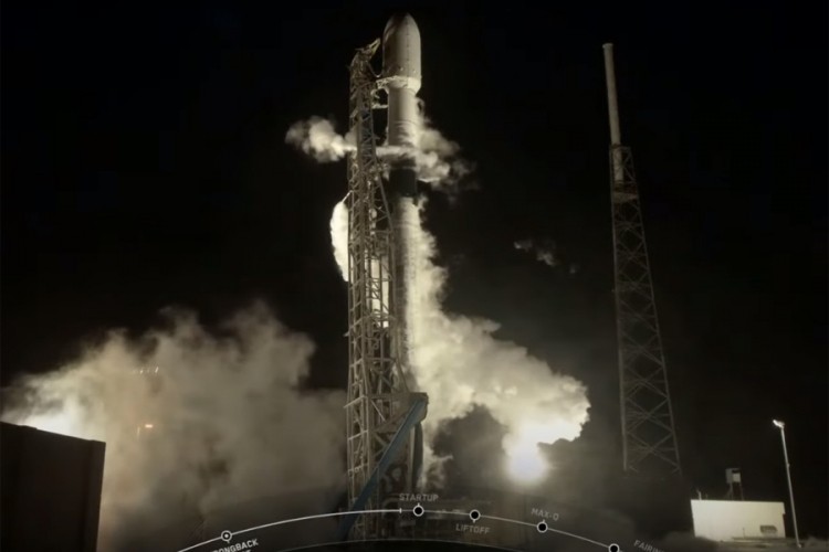Dijelovi rakete Falkon 9 završili na farmi