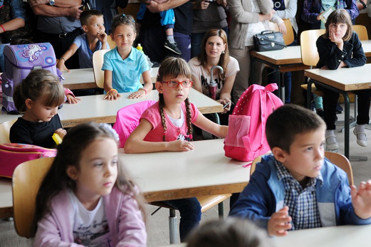 Otvaraju se škole u 14 crnogorskih opština