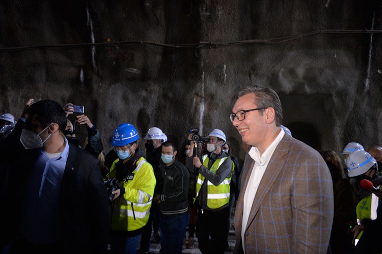 Večernji: Vučić definitivno lider regiona, pa čak i Evrope