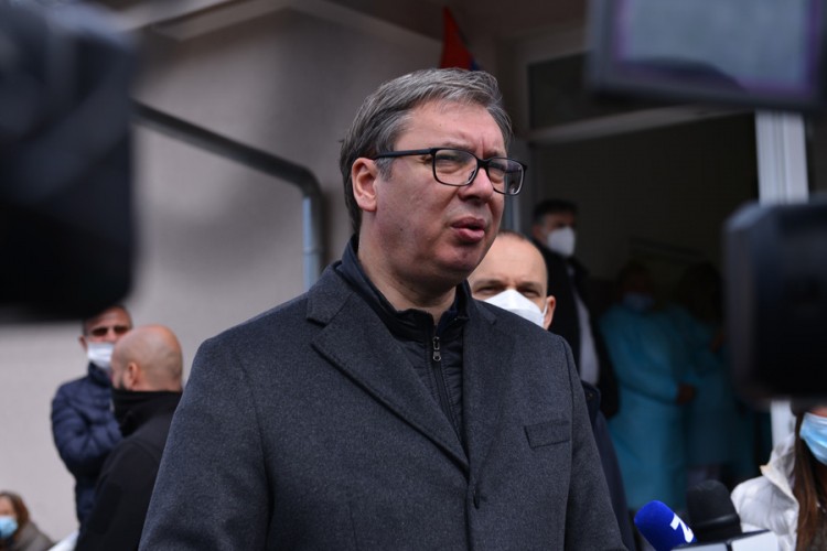 Vučić: Već smo naučili da iz Podgorice idu na proslave 'Oluje'
