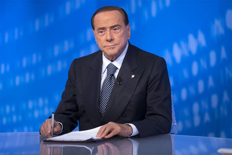 Silvio Berluskoni u bolnici