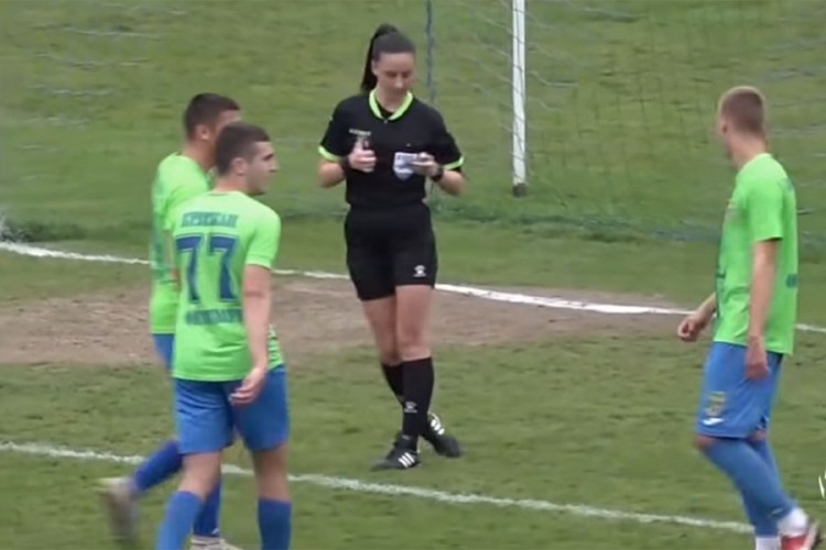 Dosudila penal gostima: "Jeco, nismo se tako dogovorili"