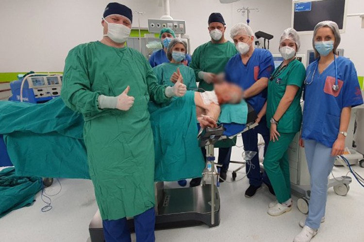 Ljekari UKC Srpske obavili komplikovanu operaciju