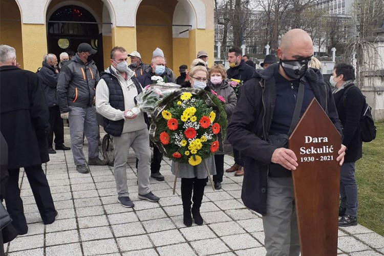 Sahranjena Dara Sekulić