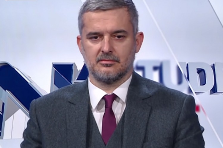 Nino Raspudić: Zar je prijetnja ratom jedino vezivno tkivo Sarajeva