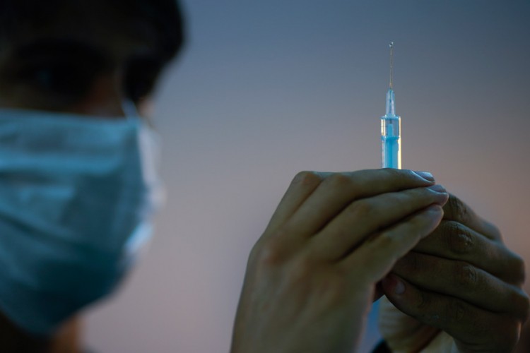 Njemačka želi da kupi 30 miliona doza vakcine "Sputnjik V"
