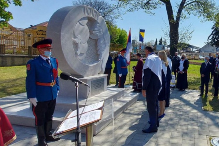 Otkriven spomenik žrtvama akcije "Bljesak"