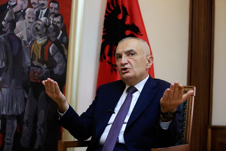 Meta: Ambasadorka SAD podržava Ramu, možda i lobira za Srbiju