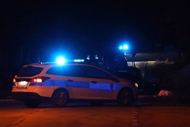Nesreća kod Knina: Dvoje poginulih, ima povrijeđenih