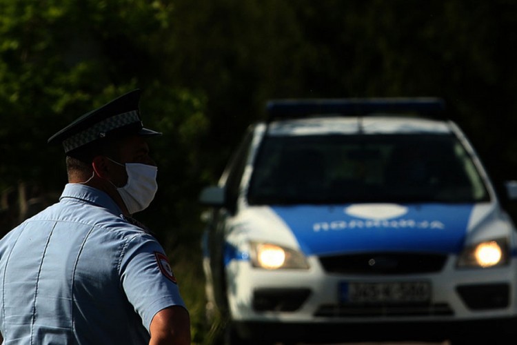 Nije platio kazne, oduzeli mu auto
