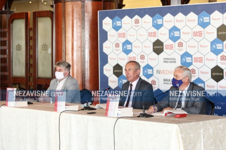 Promovisan novi broj "Argumenata", uz čitaoce već petnaestu godinu