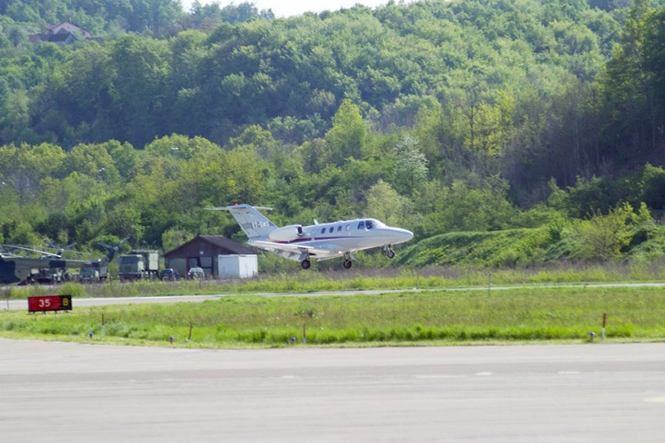 Srpska prodaje avion, početna cijena 1,86 miliona KM