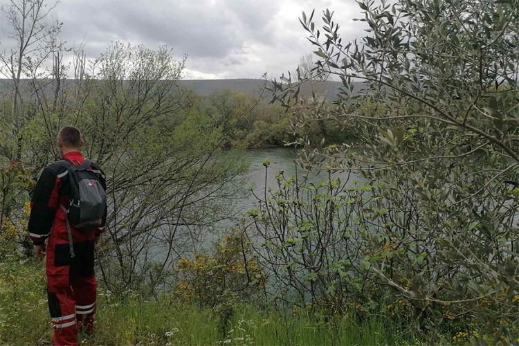 Muškarac nastradao u Neretvi isprobavao novi terenac?