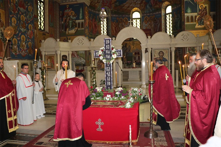 Bogosluženja na Veliki petak u Sabronom hramu u Trebinju