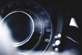 Pijan divljao autom brzinom od 175 km/h, s njim bilo dijete