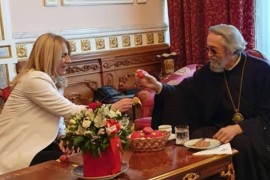 Cvijanovićeva povodom Vaskrsa posjetila vladiku Jefrema