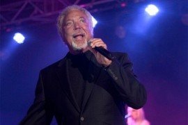 Tom Džons najstariji muzičar na vrhu top liste albuma