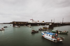 Francuski ribari blokirali luku u Lamanšu, patrola nadzire vode