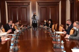 Višković sa Savezom sindikata: Izmjenama zakona do veće plate u ...