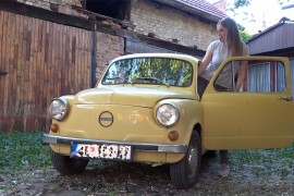 Profesorica fićom privlači poglede gdje god da krene