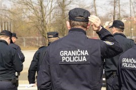 Granični policajac dobio otkaz zbog podvođenja supruge