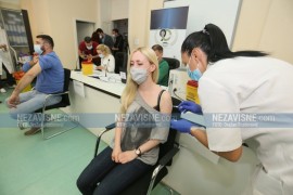 Vakcinacijom medijskih radnika započela treća faza vakcinacije u RS