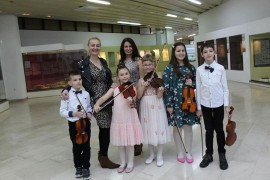 Učenici Muzičke škole "Opus conmusica" rade na pripremi koncerata