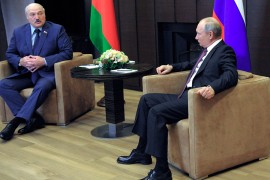 Lukašenko ponio Putinu dokumenta, Putin podsjetio na slijetanje ...
