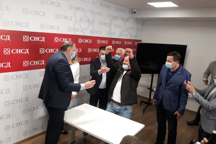 Završena tucijada: Zoran Marković u finalu pobijedio Milorada Dodika