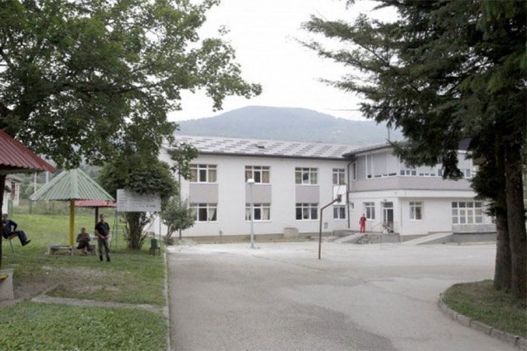 Bivši direktori "Pazarića" optuženi zbog slučaja vezivanja djece za radijatore