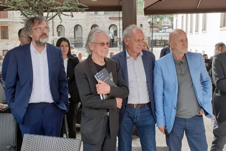 Handke: Literatura ima jaku vezu s inatom i bijesom, ali nikada sa mržnjom